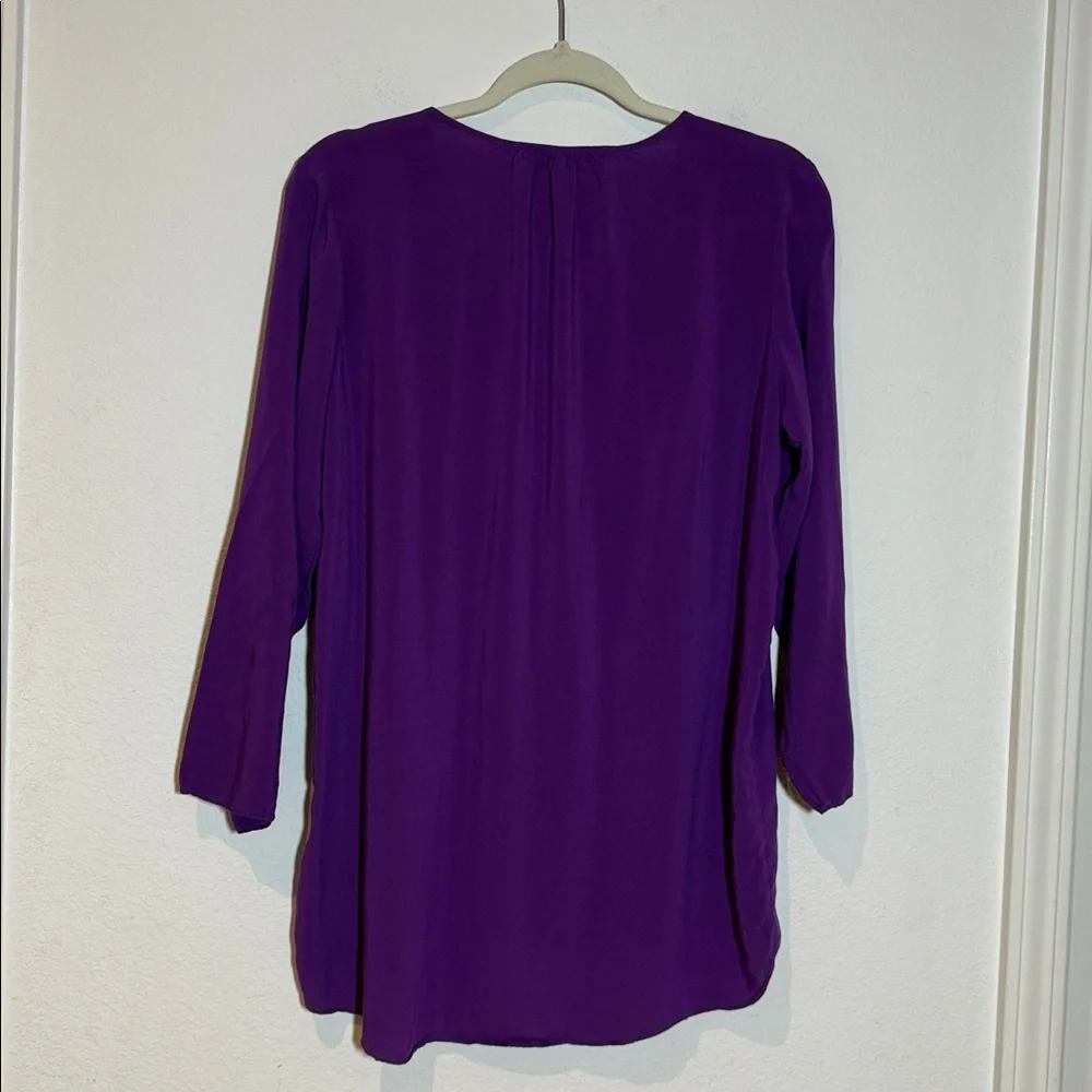 Michael Kors stylish lightweight